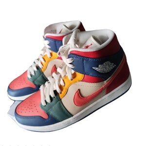 Kid’s Air Jordan 1 Mid SE 'Multi-Color